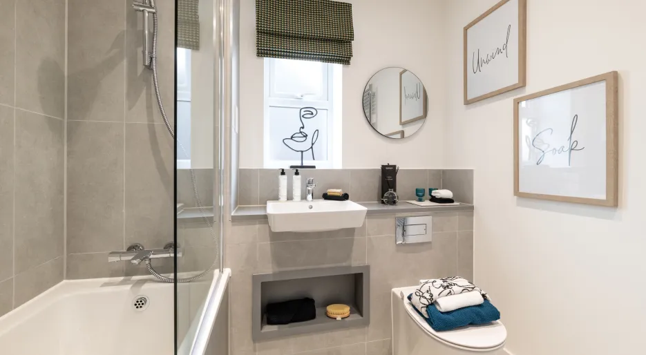 The Gables, 3 bedroom home, bathroom